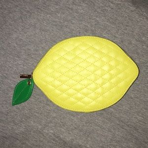 NWOT Lemon Clutch